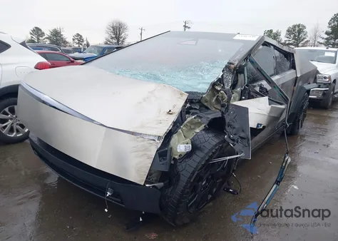 2024 Tesla Cybertruck All-Wheel Drive from USA, damaged, VIN 7G2CEHED4RA020947